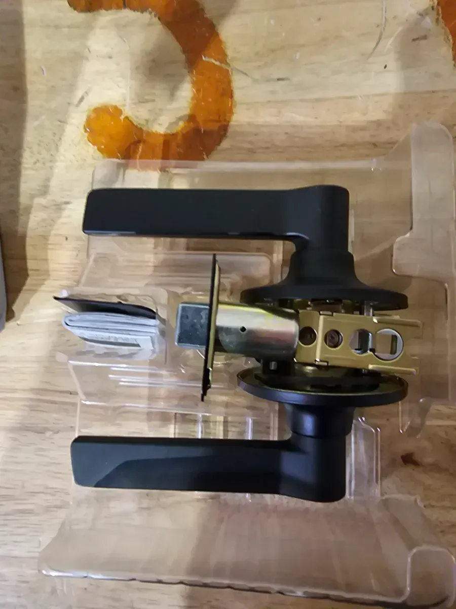 Freedom Matte Black Hall/Closet Door Lever 8-Pack - image 2