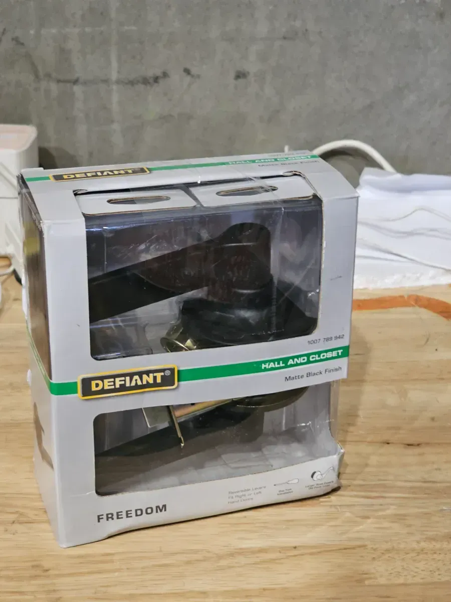 Freedom Matte Black Hall/Closet Door Lever 8-Pack - image 4