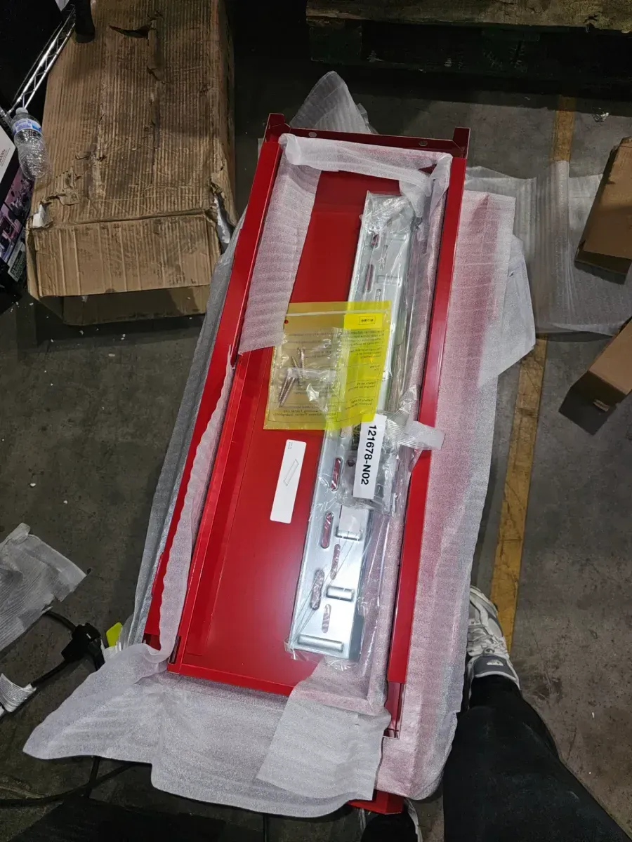 24-Gauge Steel Red Garage Cabinet - image 7