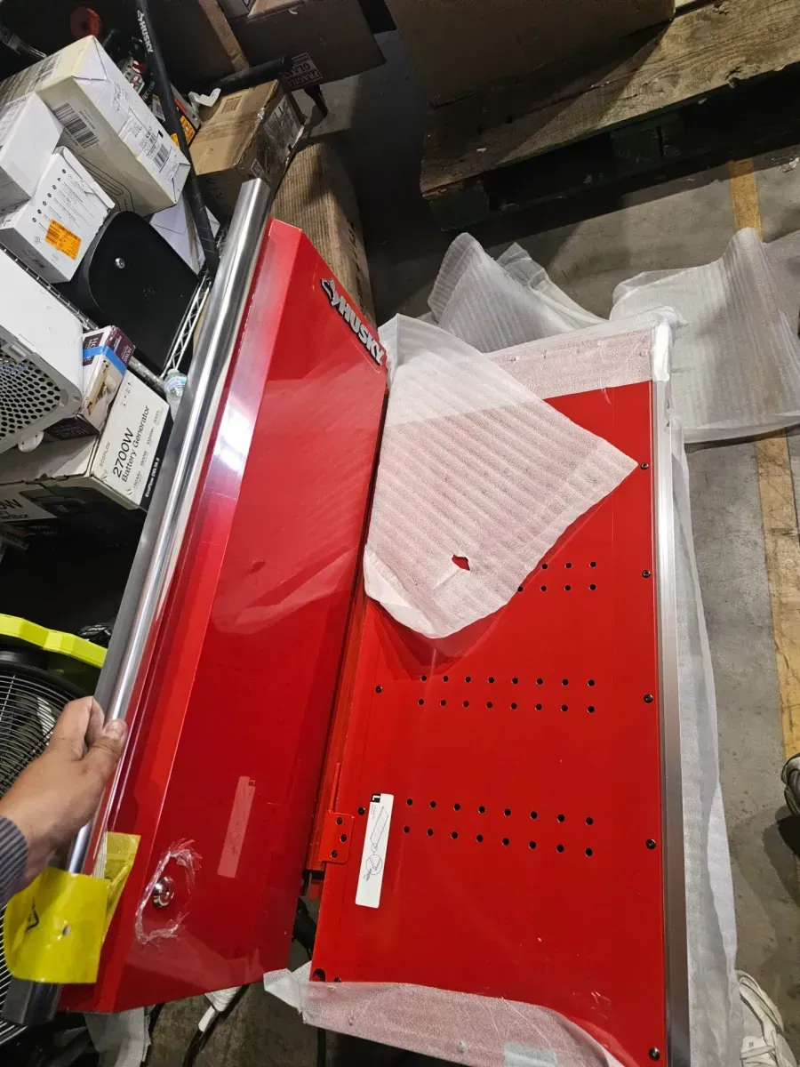 24-Gauge Steel Red Garage Cabinet - image 11