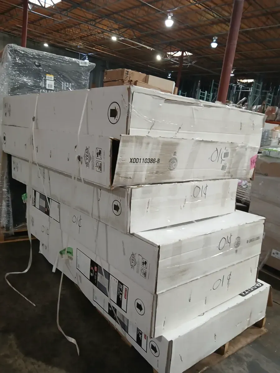 *** Pallets of bathroom wall tiles, various sizes***  - image 1
