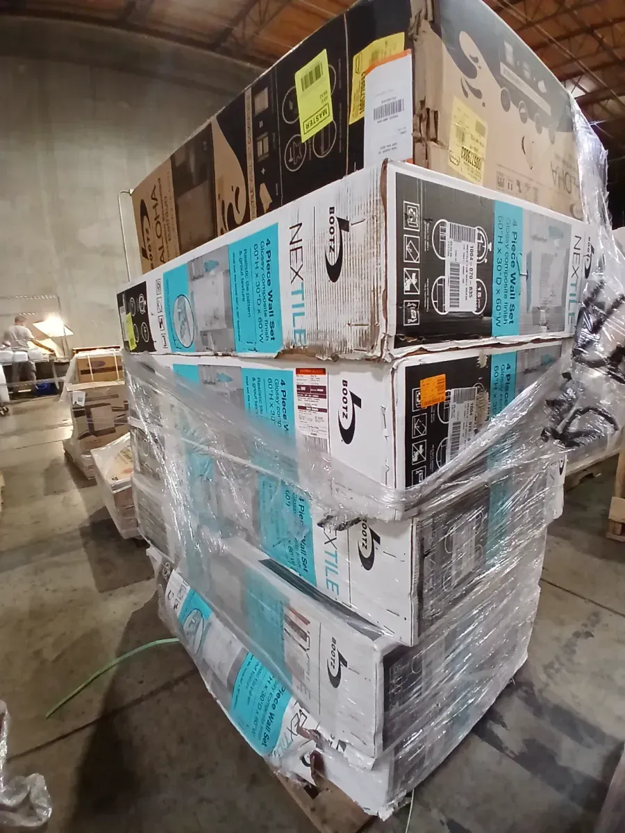 Bootz Aloha Porcelain Enameled Bathtub with Nextile 4-Piece Wall Surround Set - image 1