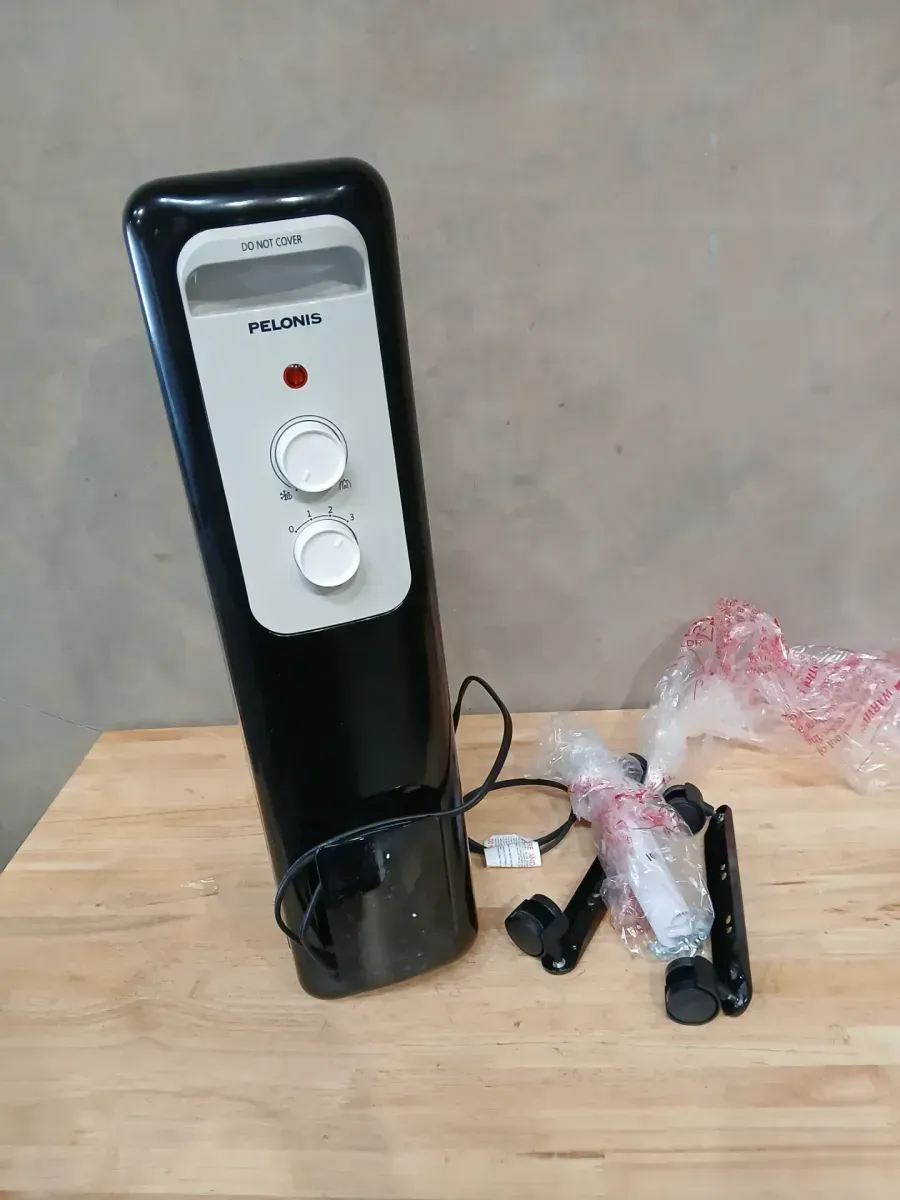 Pelonis Portable Oil-Filled Radiator Space Heater - image 4