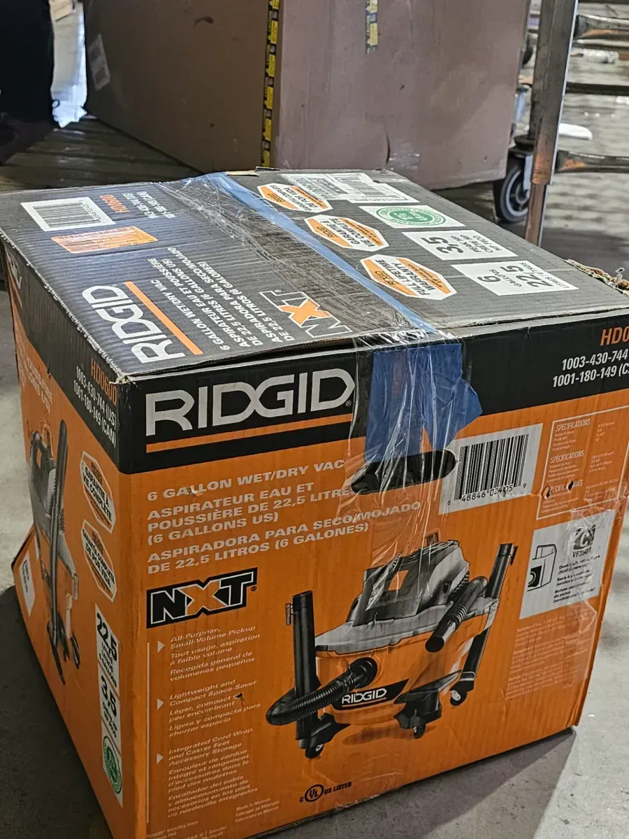 RIDGID 6 Gal. 3.5 Peak HP NXT Shop Vacuum Wet Dry Vac with General Debris Filter, Locking Hose and Attachments HD06001 - image 5