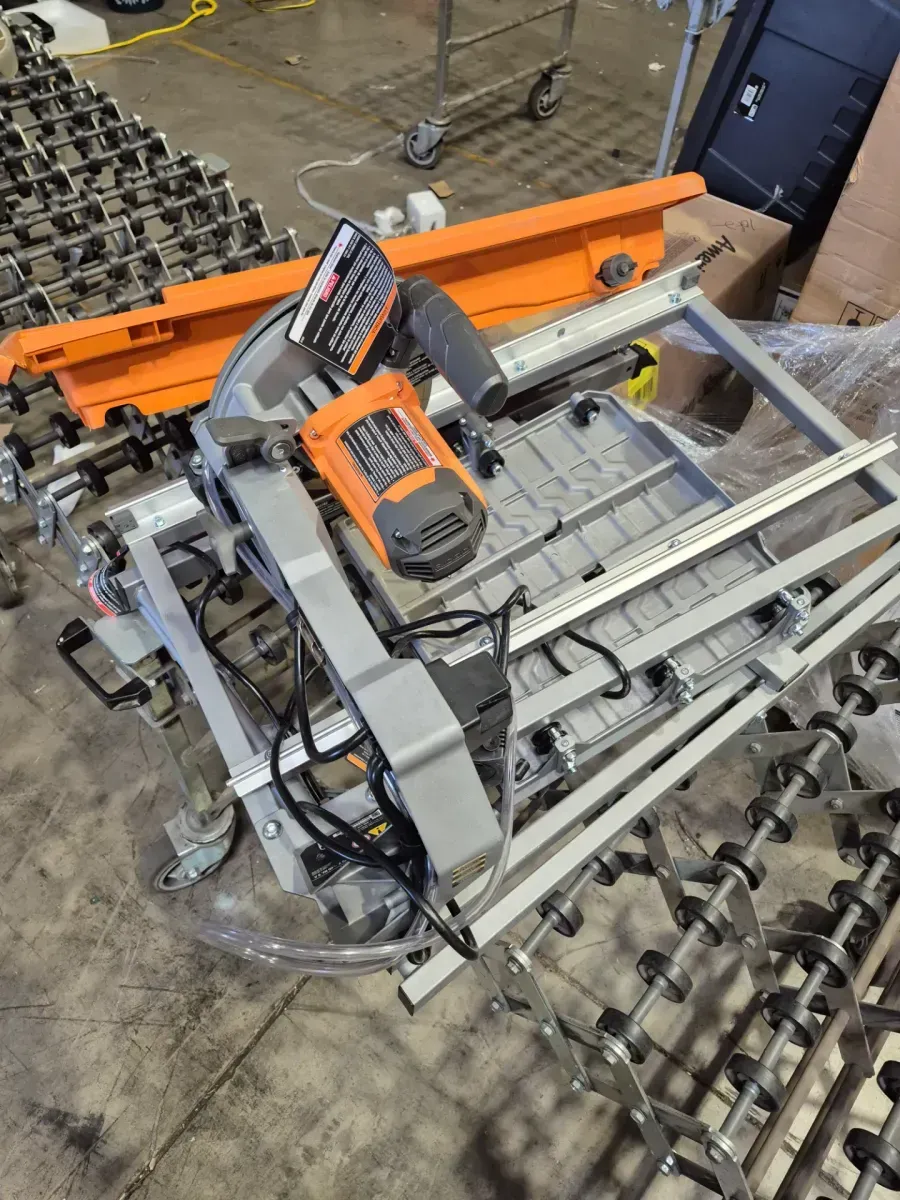 RIDGID 7 in. Portable Wet Tile Saw with Stand - image 5