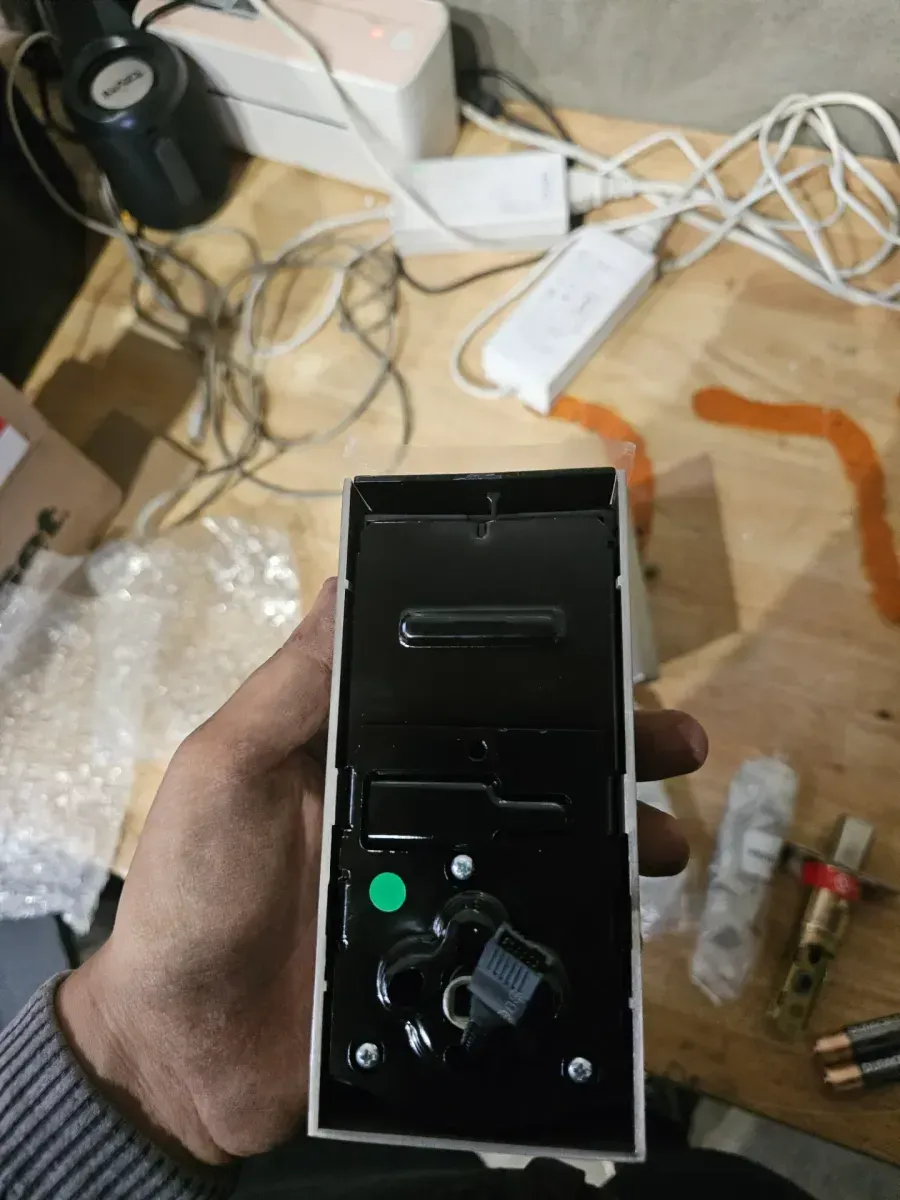 HomeConnect 620 Satin Nickel Contemporary Z-Wave Long Range Enabled Keypad Smart Lock with Convenient Keyless Entry - image 3