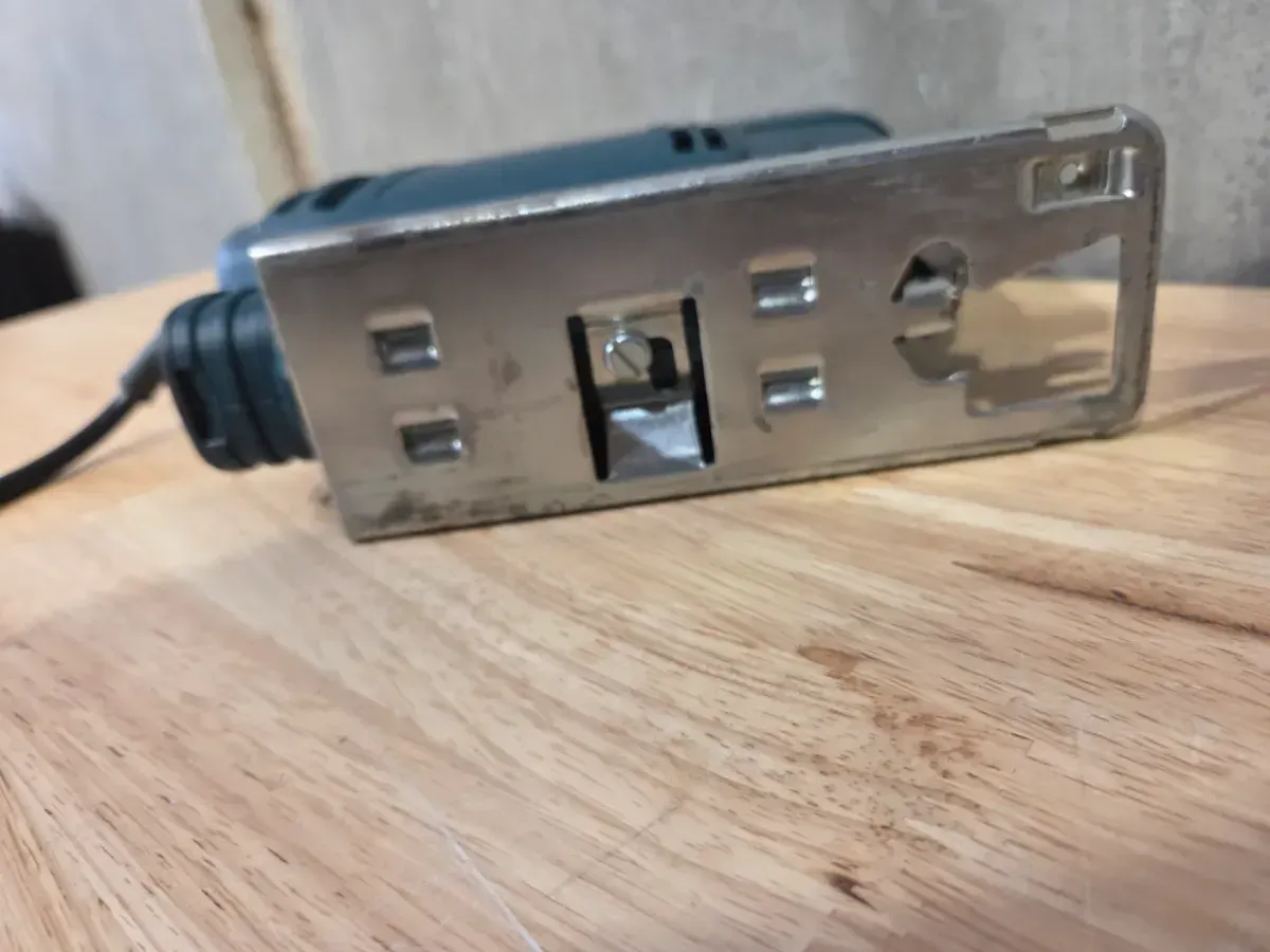 6 Amp Corded Variable Speed Top-Handle Jig Saw Kit with Assorted Blades and Carrying Case - image 2