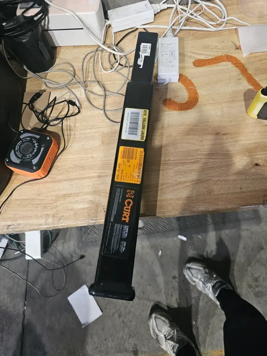 Trailer Hitch Receiver Extender - image 4