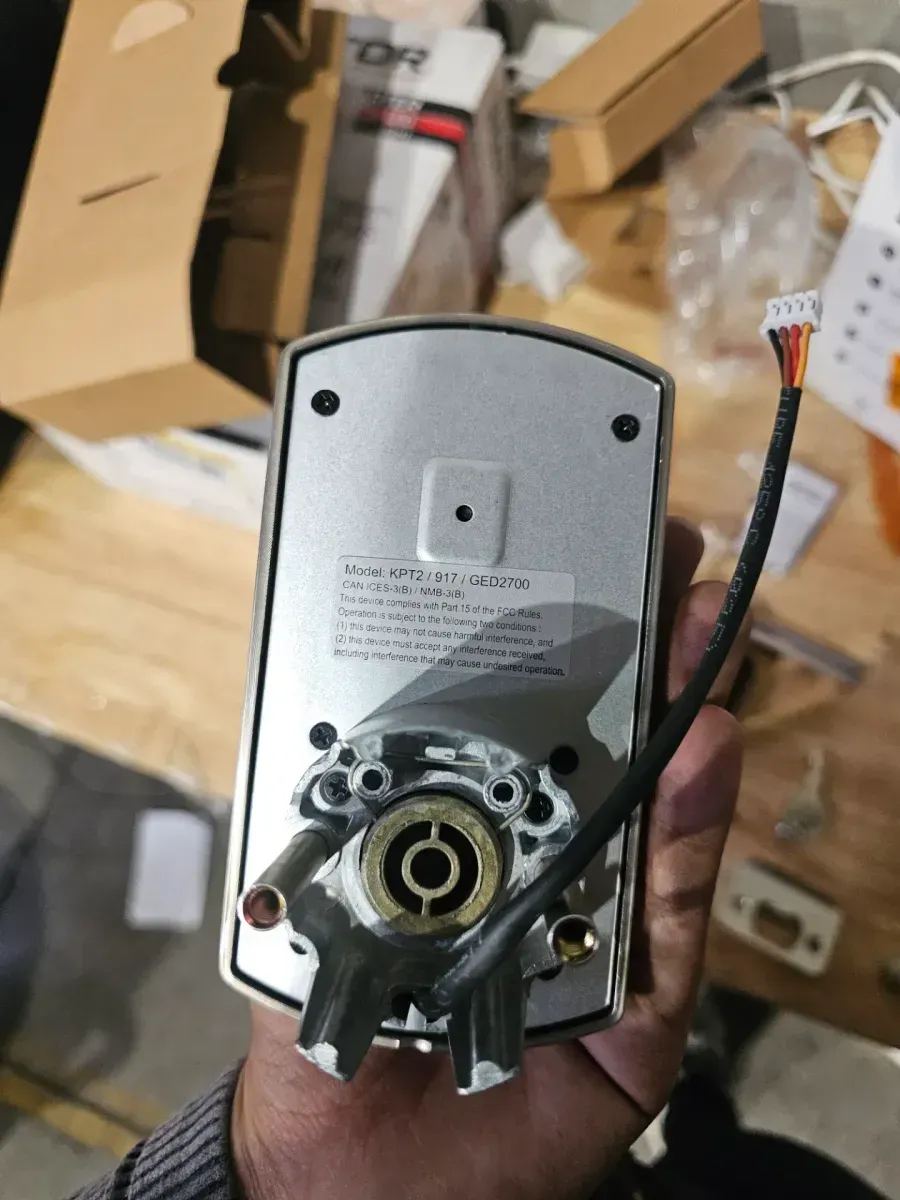 Kwikset SmartCode 917 Satin Nickel Keypad Electronic Single-Cylinder Tustin Door Handle Featuring SmartKey Security - image 6