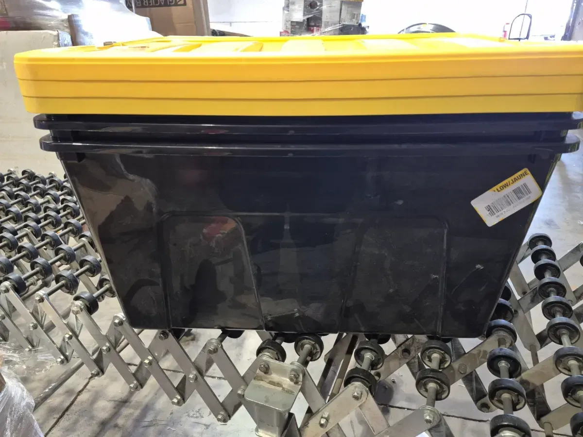 94 qt. /23.5 Gal. Plastic Storage Bins with Lids, Black Latching Stackable Totes 3Pk - image 3