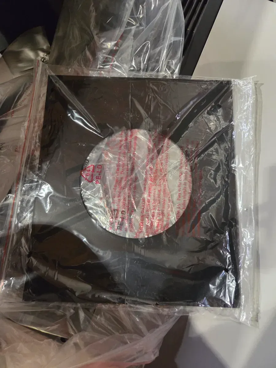 Direct Vent Natural Gas Wall Furnace with Thermostat, 17,000 BTU. Professional Vent Kit Included in Box. Gray/Black - image 4