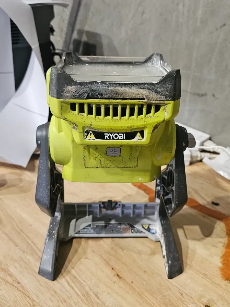 ONE+ 18V Hybrid LED Work Light (Tool Only) - image 4