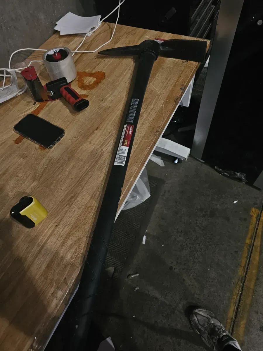 2.5 lb. Pick Mattock with 36 in. Fiberglass Handle - image 2