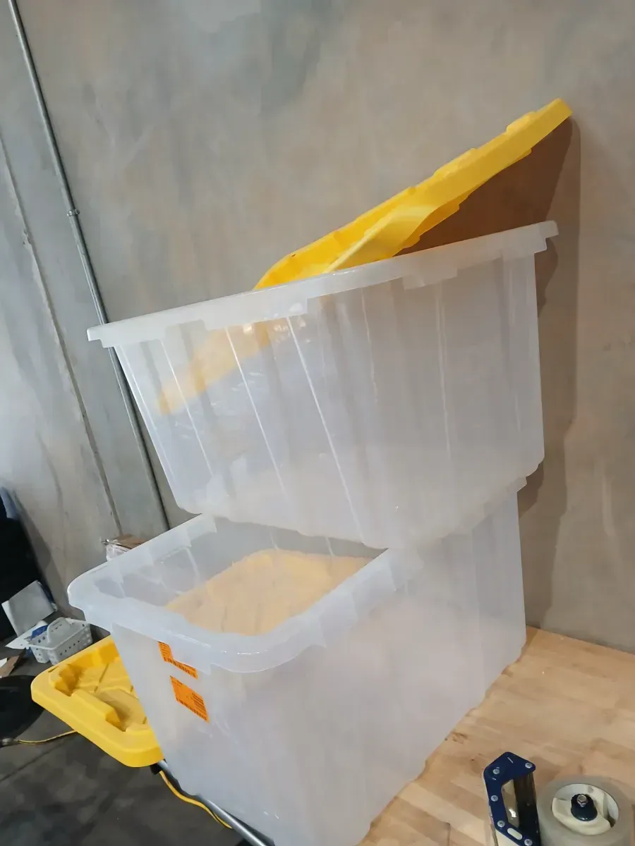 ***pack of 4*** HDX 27 Gal. Tough Storage Tote in Clear with Yellow Lid - image 3