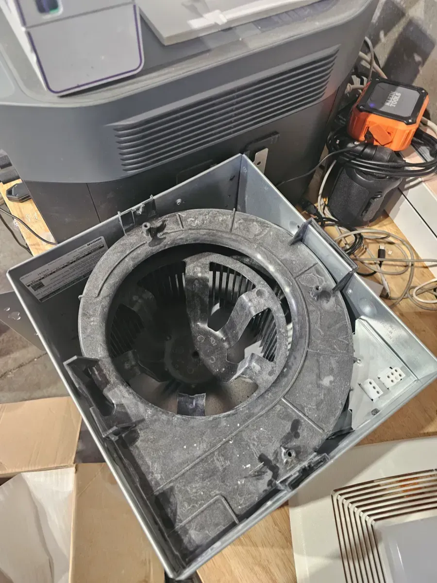 Broan-NuTone QT Series Quiet 130 CFM Ceiling Bathroom Exhaust Fan with Light and Night Light, 1.5 Sones Energy Star Certified - image 4