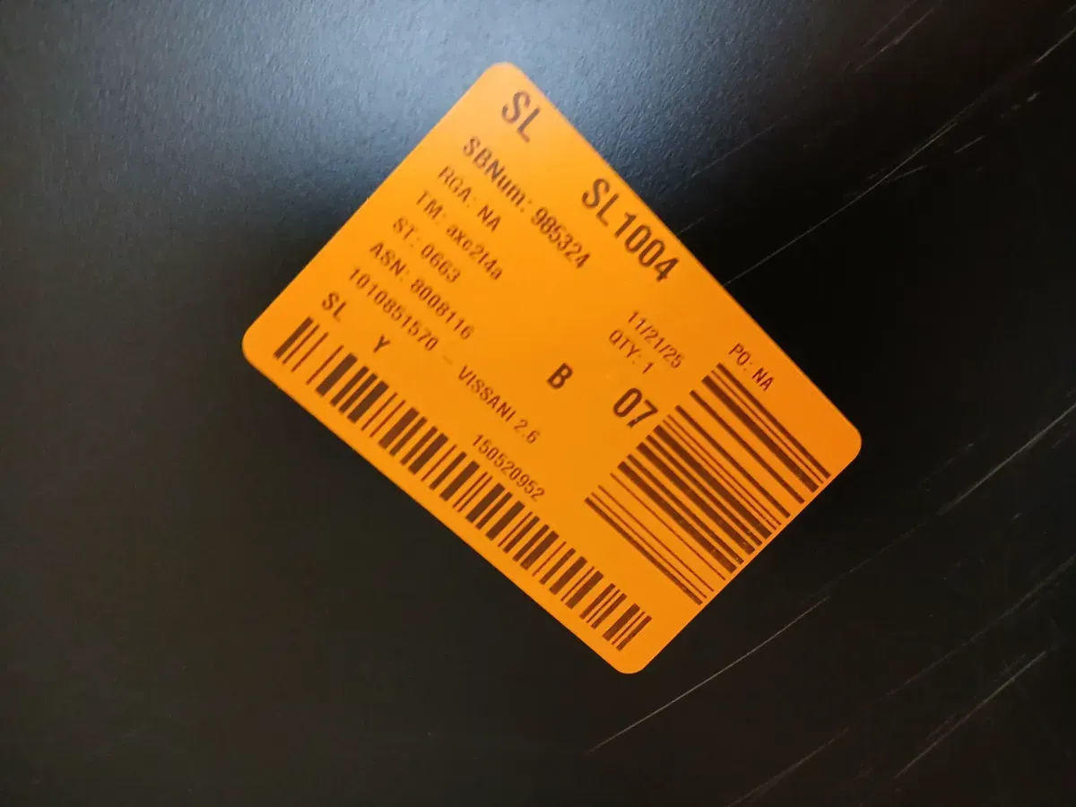 2.6 cf Compact Fridge with Black Color - image 3