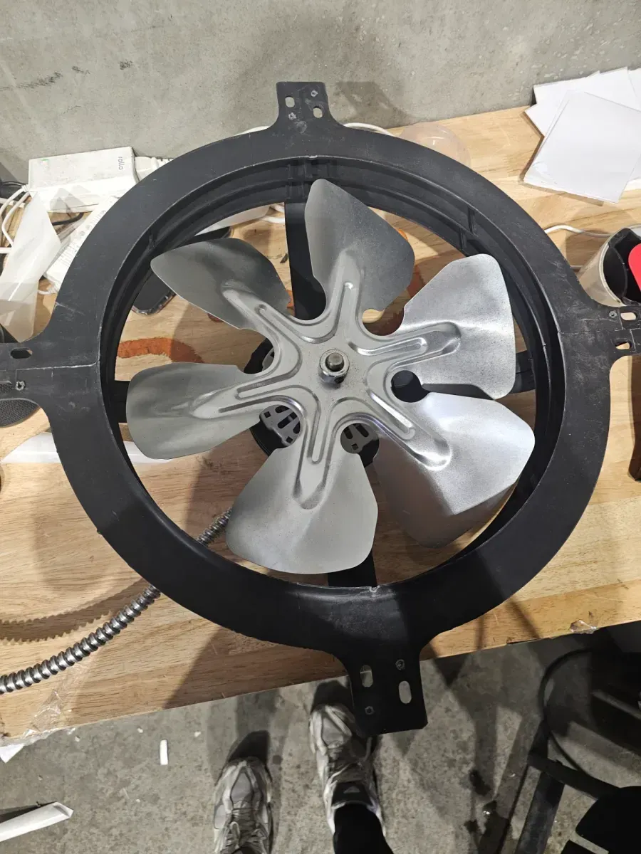 Crawl Space Ventilator Fan with Adjustable Thermostat - image 2