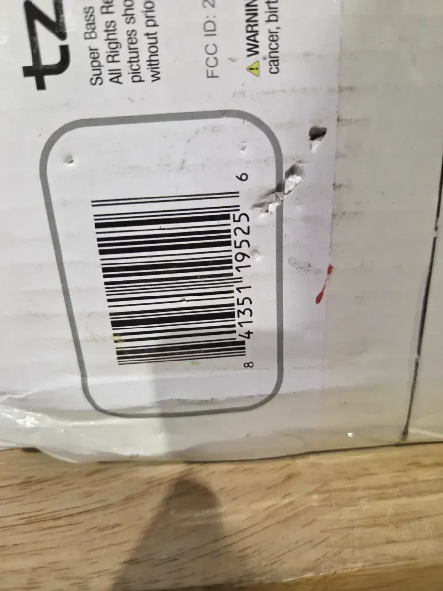 Speaker (Tzumi Super Bass Jobsite Speaker) - image 5