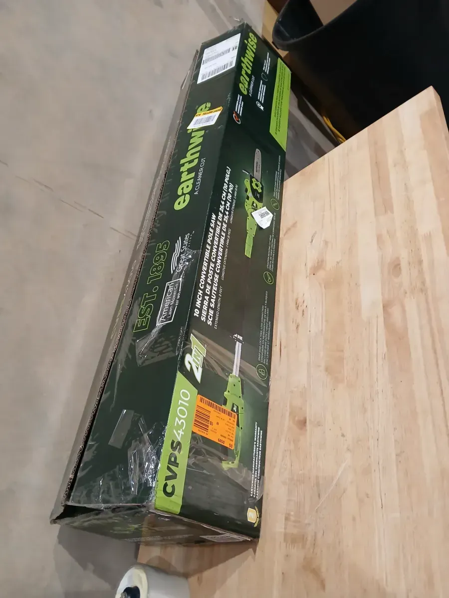 10 in. 6 Amp Electric 2-in-1 Convertible Pole Chainsaw - image 2