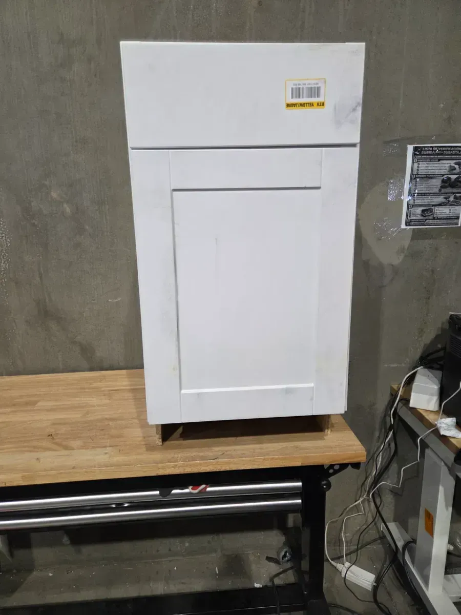 Shaker 18 in. W x 24 in. D x 34.5 in. H Assembled Base Kitchen Cabinet in Satin White - image 3