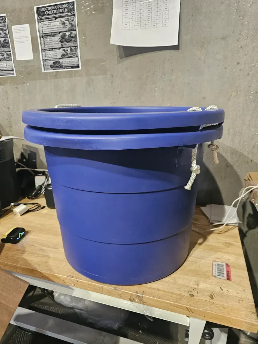 19 Gal. Rope Handle Tub, Blue (2-Pack) - image 3