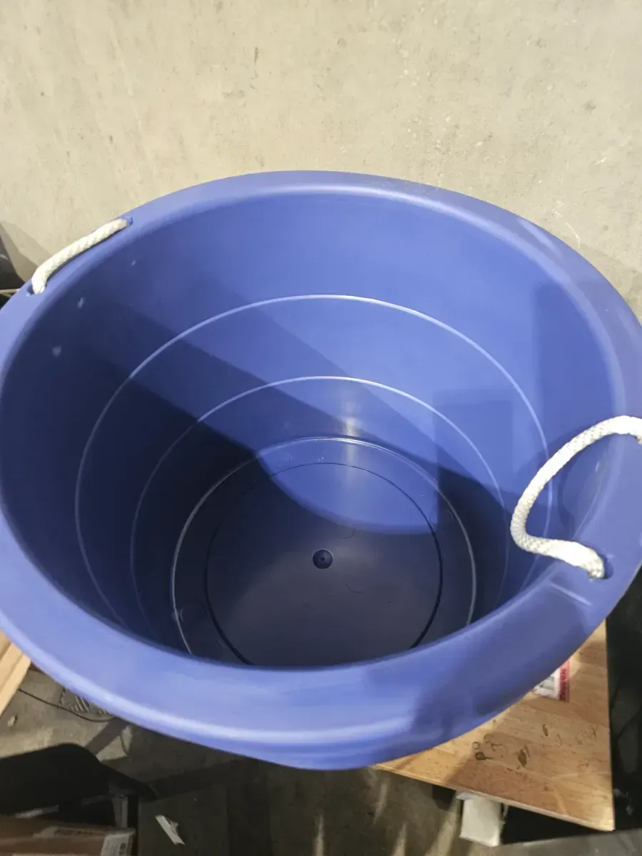 19 Gal. Rope Handle Tub, Blue (2-Pack) - image 4