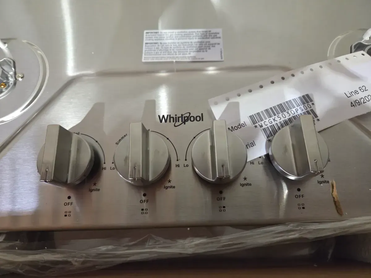 30 in. 4-Burners Recessed Gas Cooktop in Stainless Steel with SpeedHeat Burner - image 5