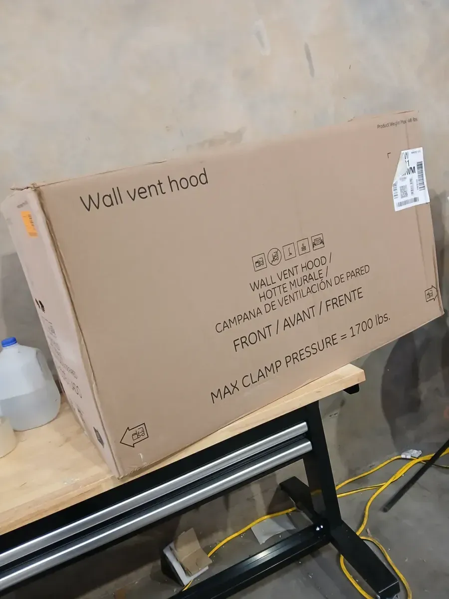 30 in. Wall Mount Range Hood with Light in Matte White, Fingerprint Resistant - image 2