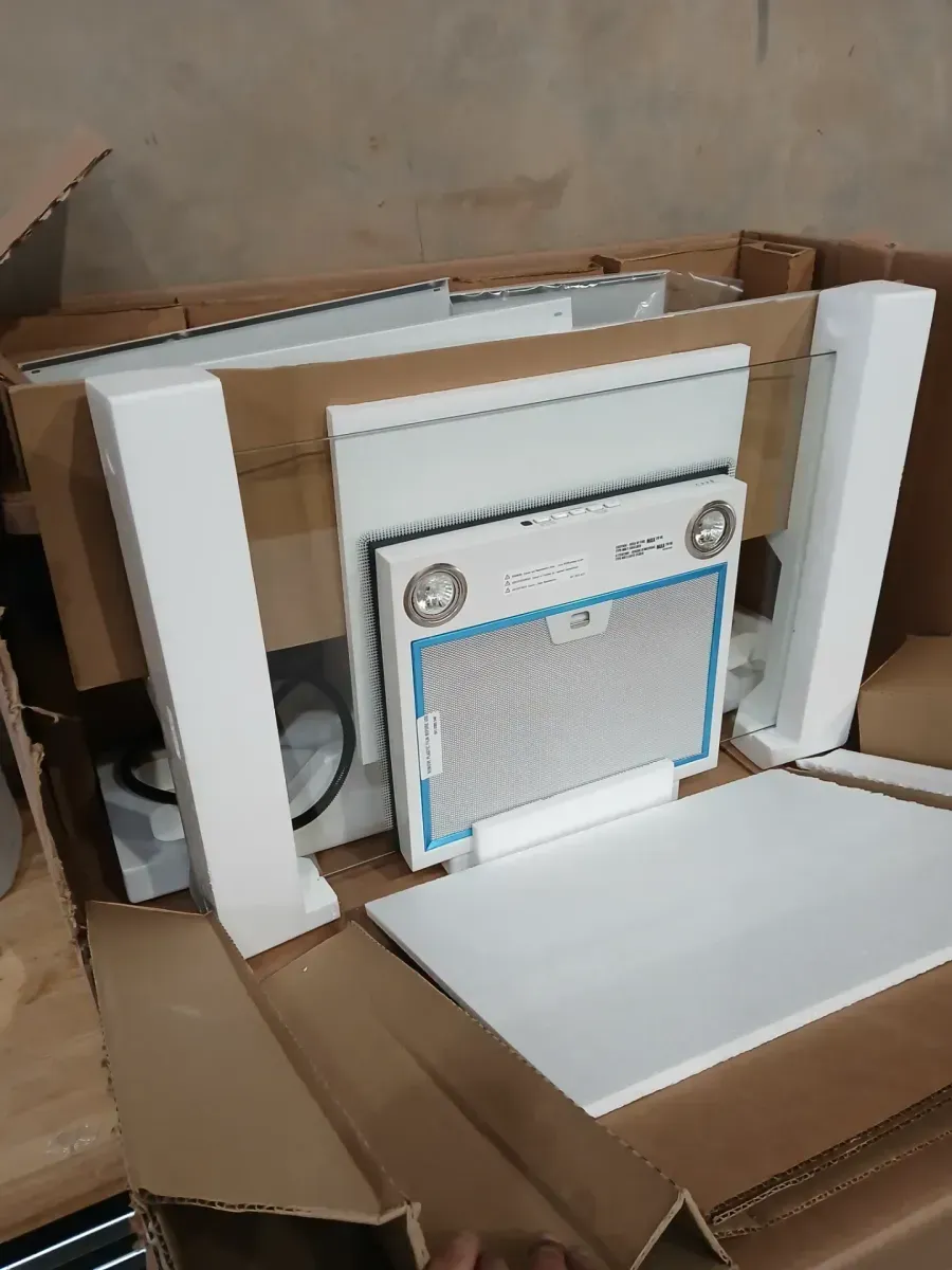 30 in. Wall Mount Range Hood with Light in Matte White, Fingerprint Resistant - image 4