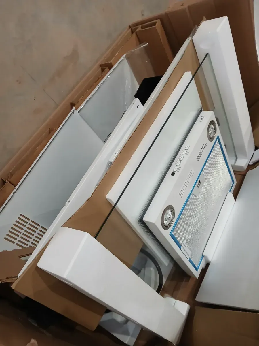 30 in. Wall Mount Range Hood with Light in Matte White, Fingerprint Resistant - image 5