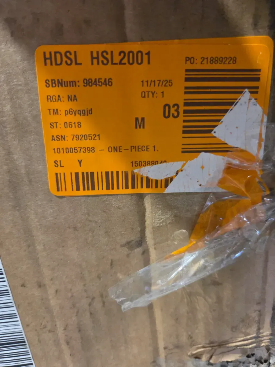 One-Piece 1.1/1.6 GPF Dual Flush Round Toilet in White Soft Close Seat Included - image 5