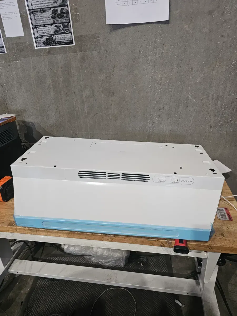 RL6200 Series 30 in. Ductless Under Cabinet Range Hood with Light in White - image 3