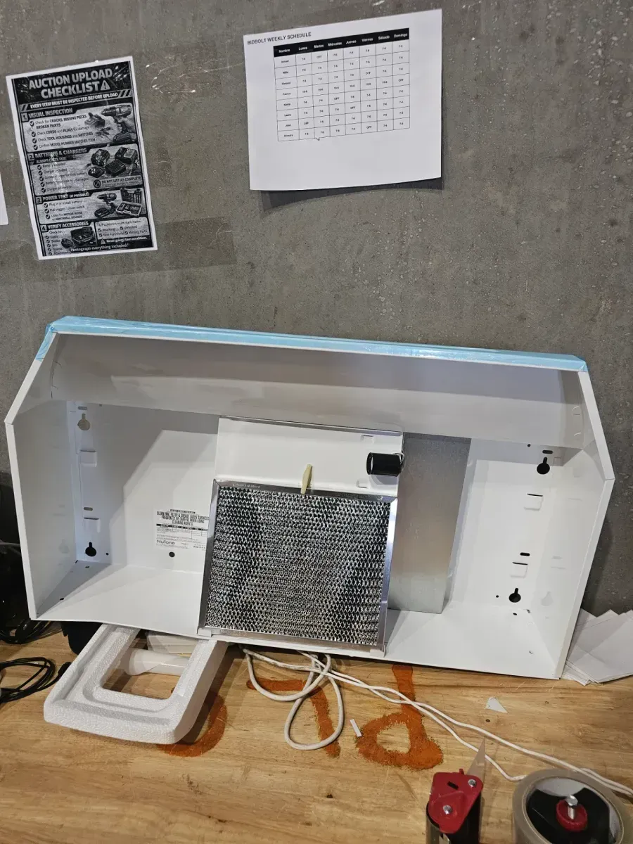 RL6200 Series 30 in. Ductless Under Cabinet Range Hood with Light in White - image 4