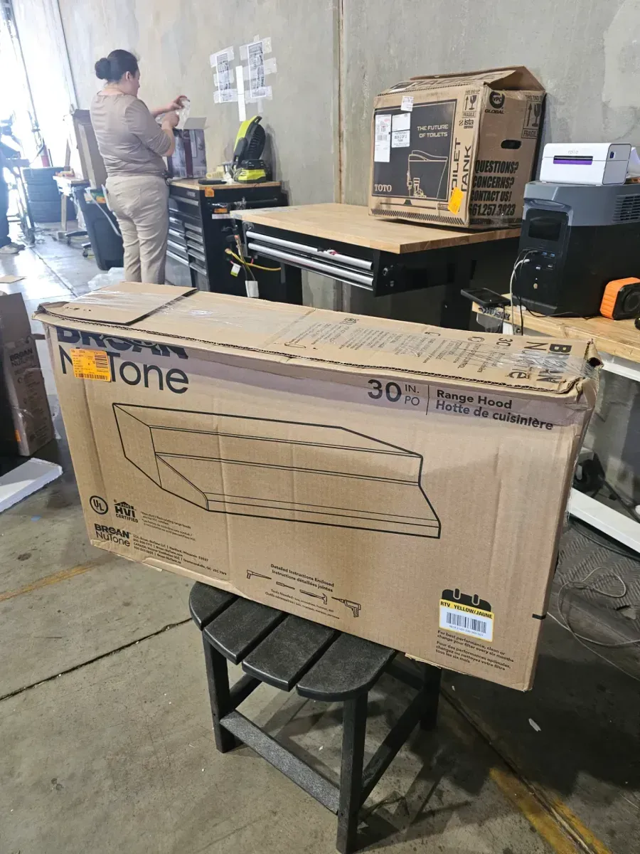 RL6200 Series 30 in. Ductless Under Cabinet Range Hood with Light in White - image 6