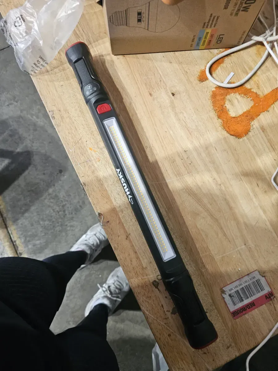 2500 Lumen LED Rechargeable Infrared Touchless Work Light - image 2