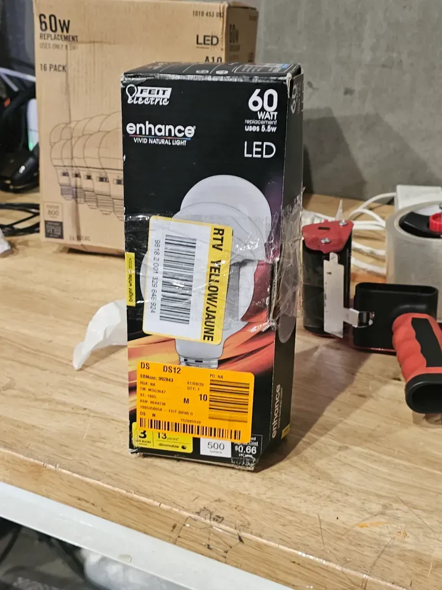 60-Watt Equivalent G25 Globe Dimmable Filament White CEC Title 20 E26 LED Vintage Edison LIght Bulb, Bright White 3-Pack - image 4