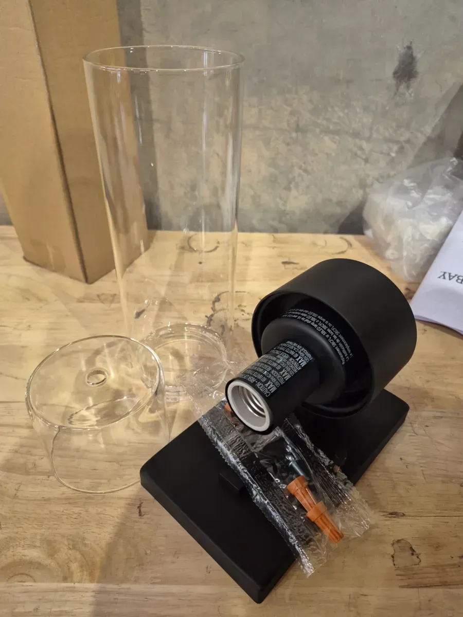 Denbeck 4.5 in. W Matte Black 1-Light Sconce Clear Glass - image 5