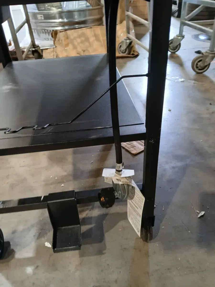 Daytona 2-Burner 28 in. Griddle with Lid, Cover, Starter Pack, Press, Gloves - image 6