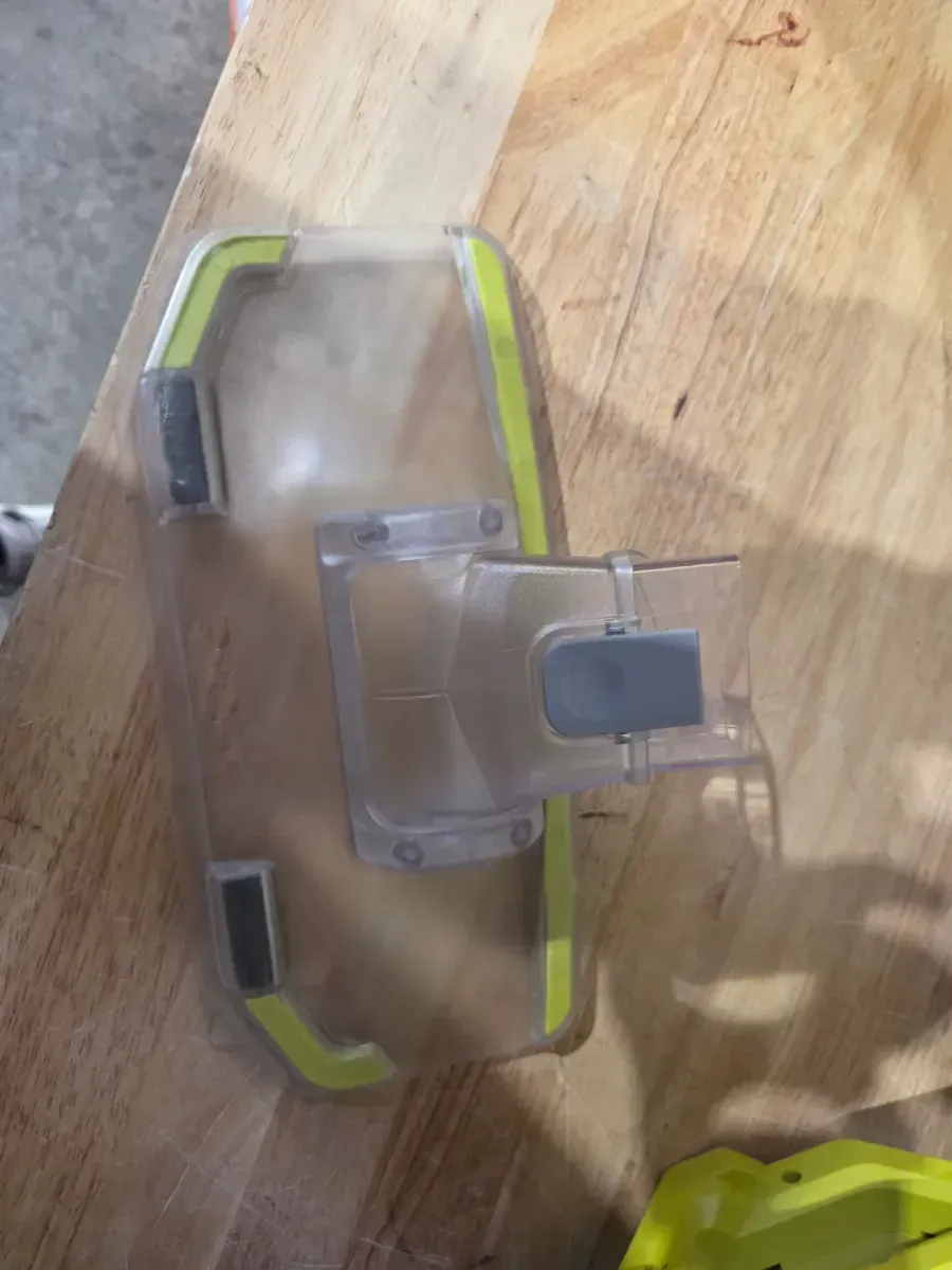 Ryobi ONE+ 18V Cordless Underwater Stick Vacuum - image 4