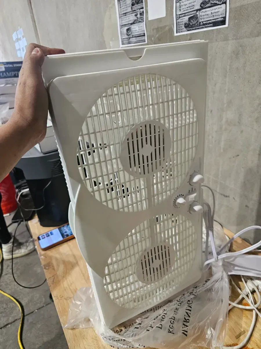 9 in. Twin Window Fan - image 3