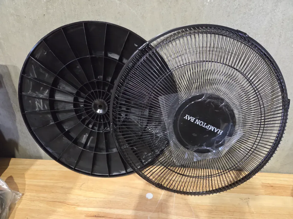 16 in. 3 Speed Digital Oscillating Standing Fan with Adjustable Height - image 2