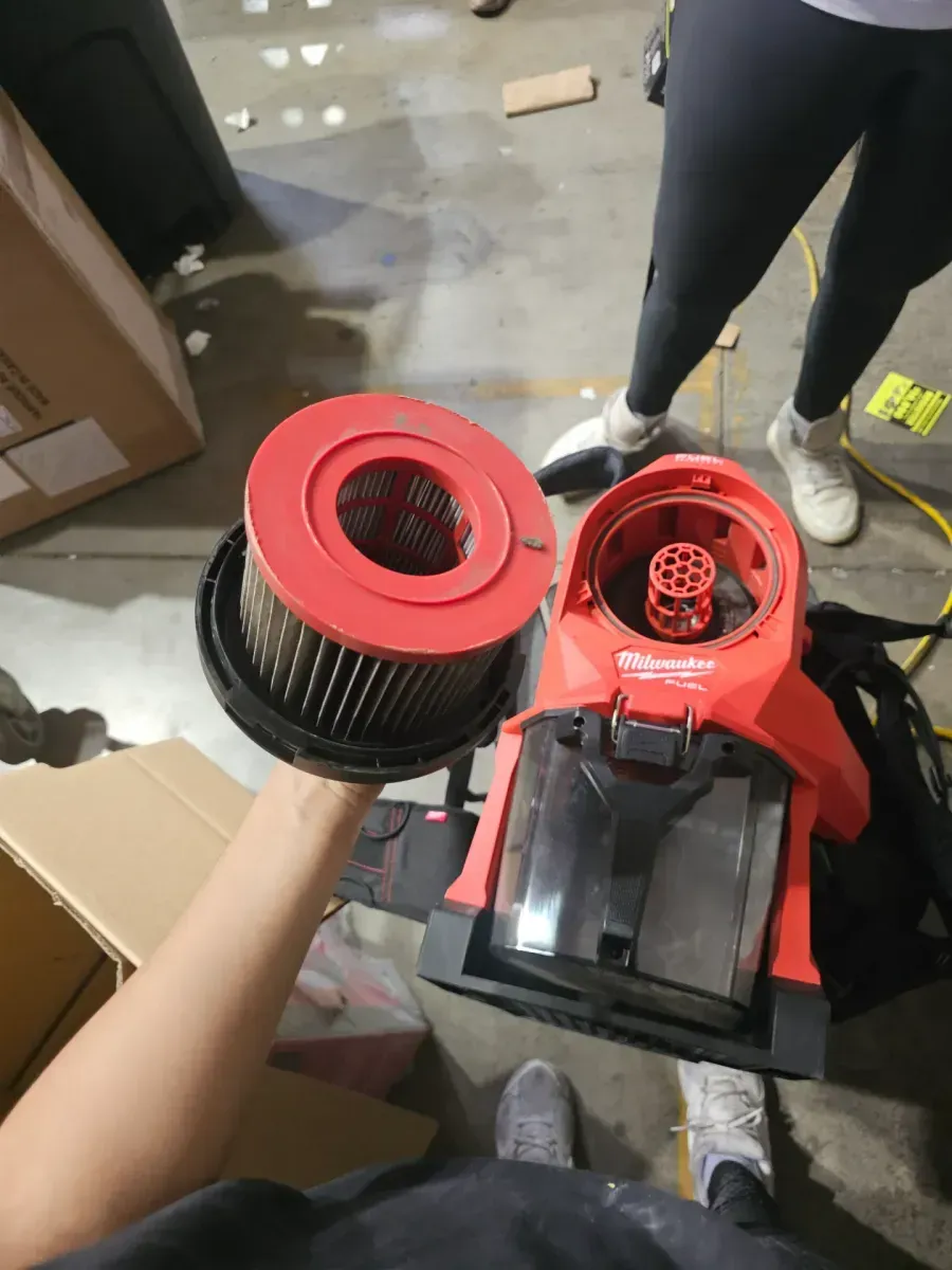 M18 FUEL 18-Volt Lithium-Ion Brushless Red HEPA Multisurface 1 Gal. Cordless 3-in-1 Backpack Vacuum (Vacuum-Only) - image 4