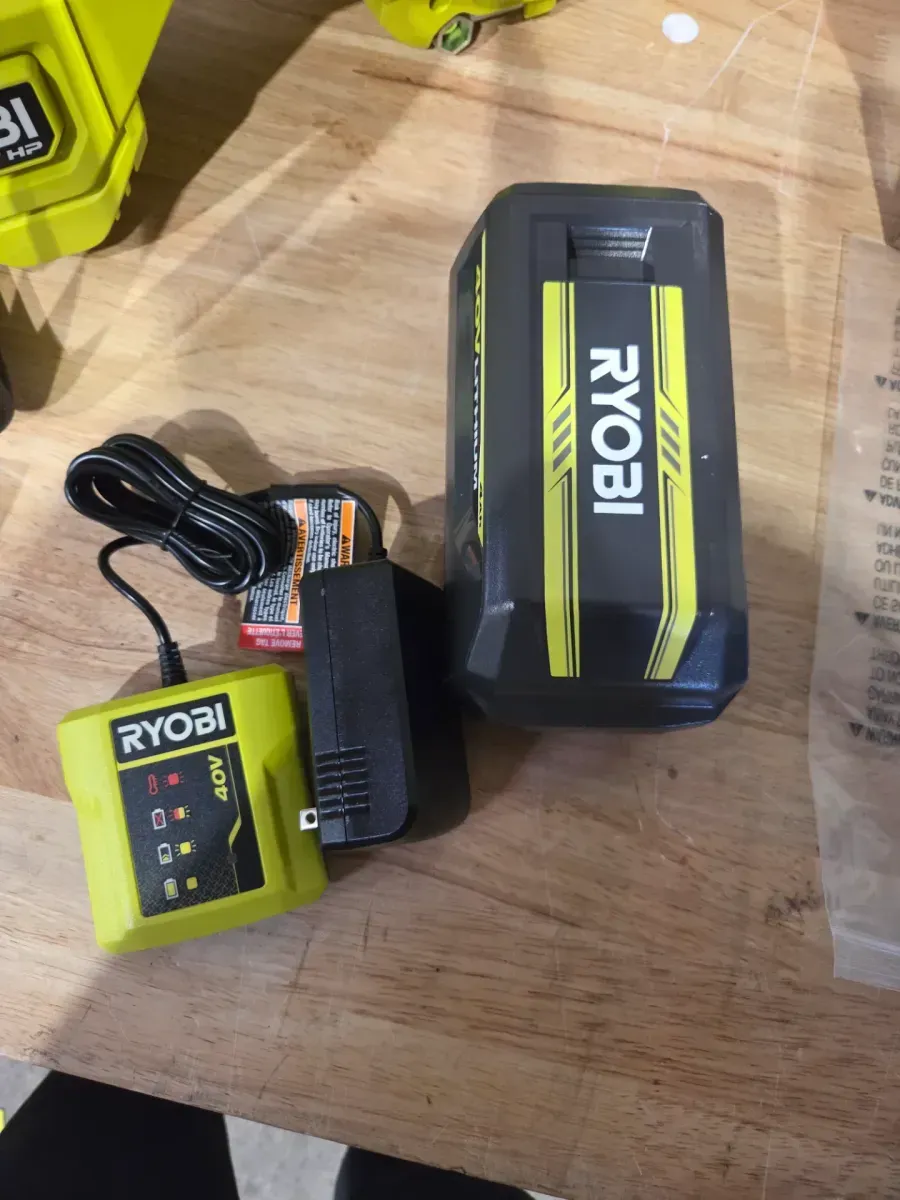 40V HP Brushless 16 in. Battery Chainsaw with 4.0 Ah Battery and Charger - image 4