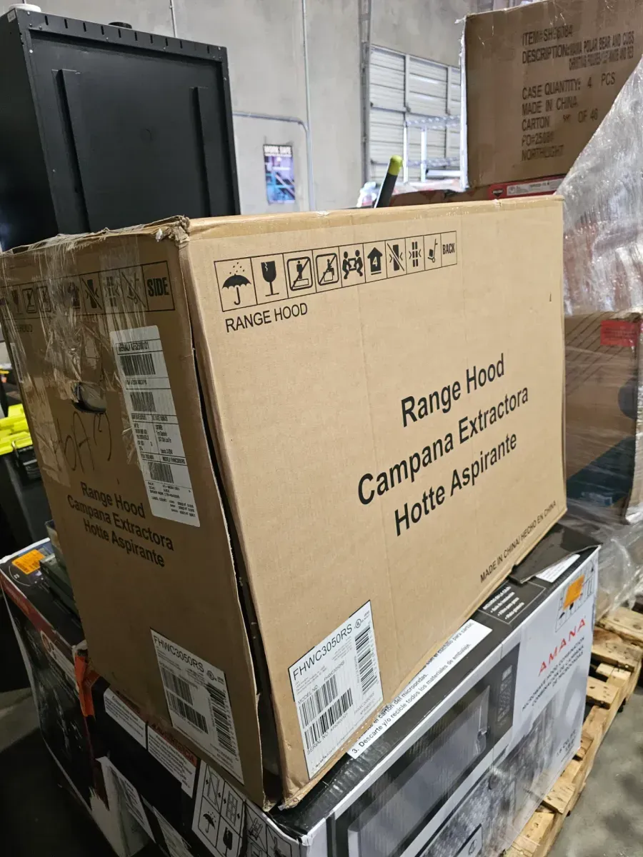 Professional 30 in. 400 CFM Ducted Under Cabinet Range Hood in Stainless Steel w/ LED Lights and Dishwasher Safe Filter - image 9