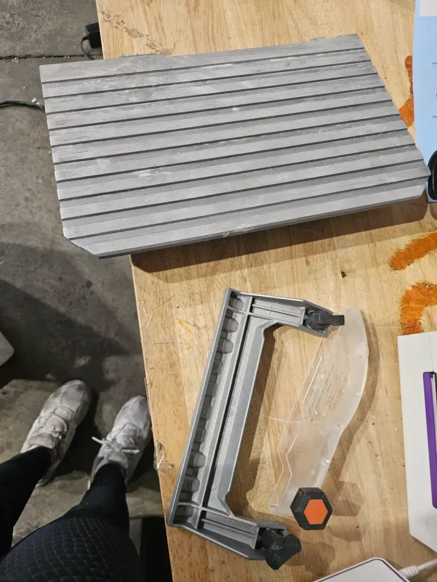 RIDGID 6.5-Amp 7 in. Blade Corded Table Top Wet Tile Saw - image 2