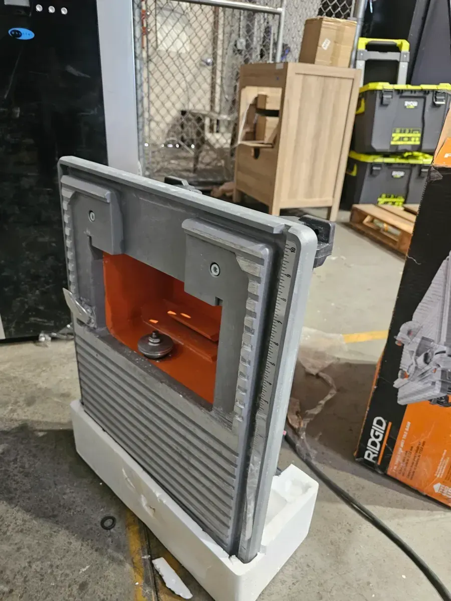 RIDGID 6.5-Amp 7 in. Blade Corded Table Top Wet Tile Saw - image 4