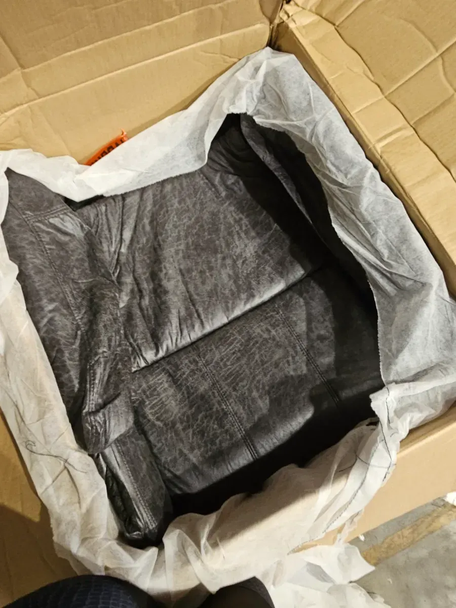 Black Leather Standard (No Motion) Recliner with Power Lift0pp - image 6