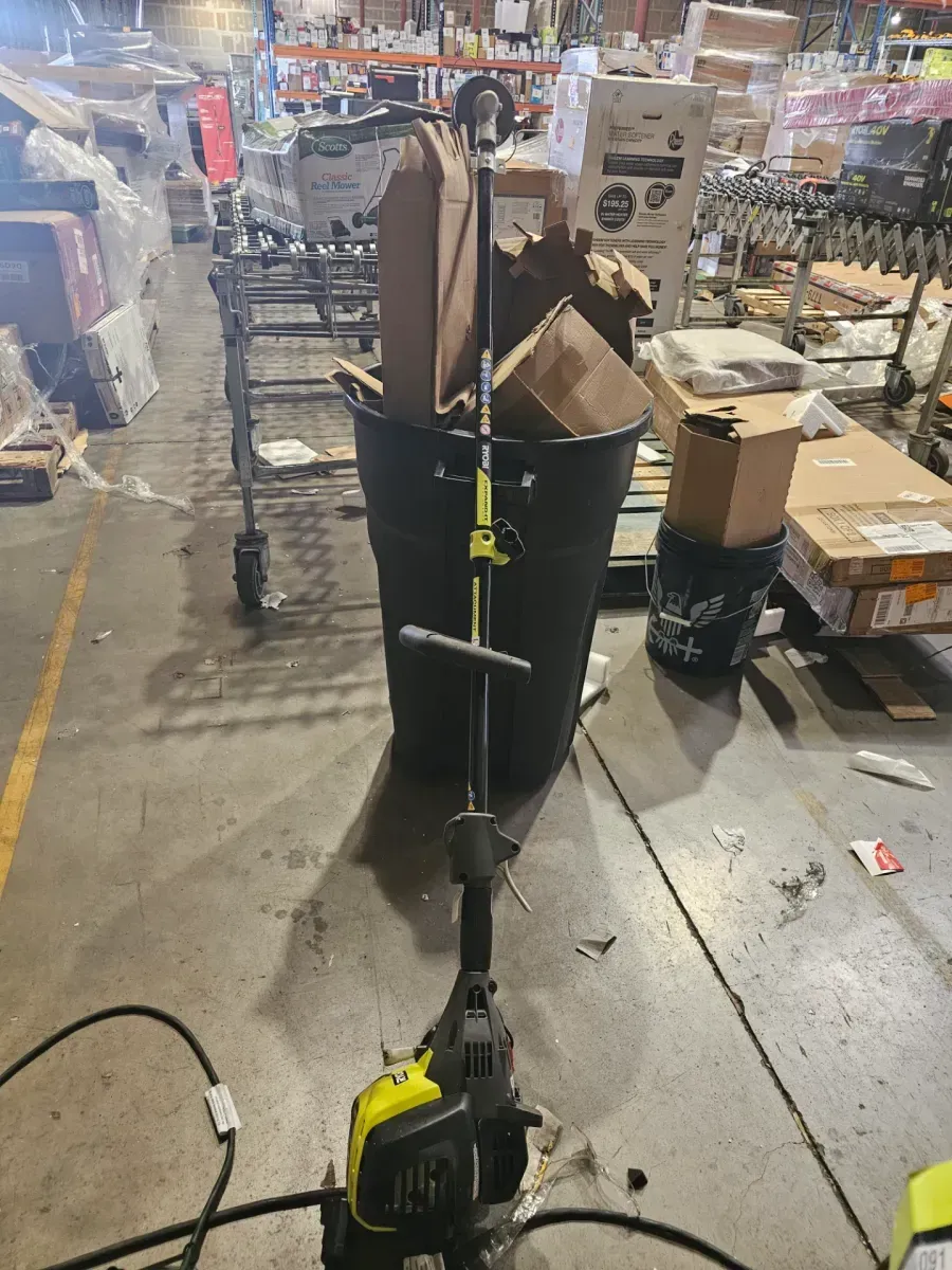 RYOBI 4-Stroke 30 cc Attachment Capable Straight Shaft Gas Trimmer - image 2