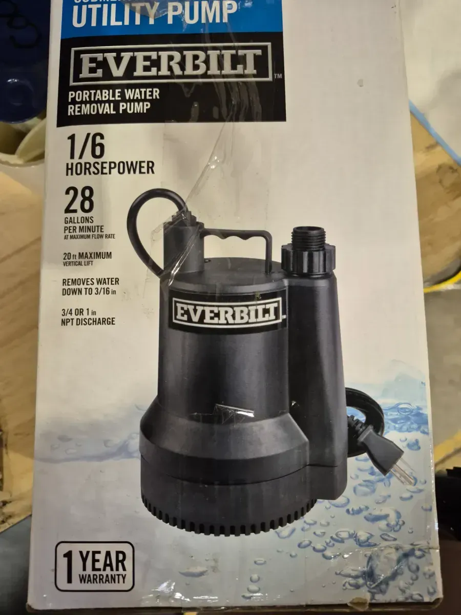 Everbilt 1/6 HP Submersible Thermoplastic Utility Pump - image 2
