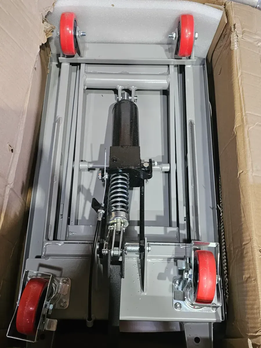 Hydraulic Lift Table Cart 500 lbs. Capacity Manual Single Scissor Lift Table with 4 Wheel 28.5 in. Lifting Height, Gray - image 2